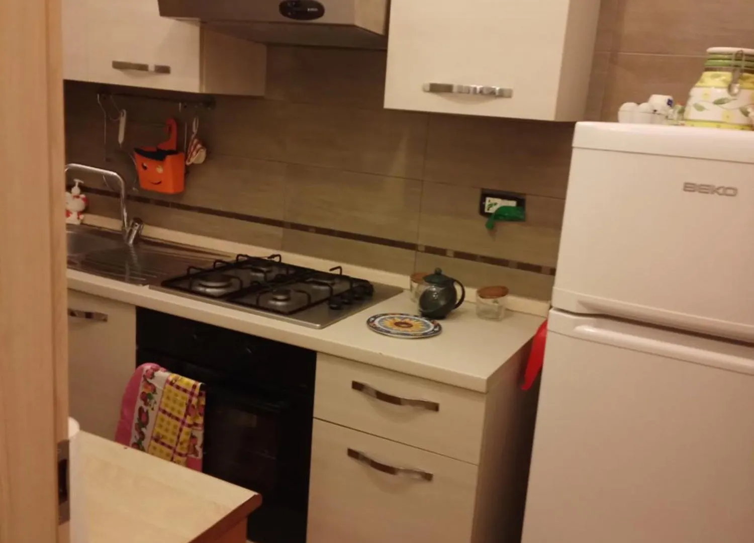 Donnalbina House Apartment Naples Italy